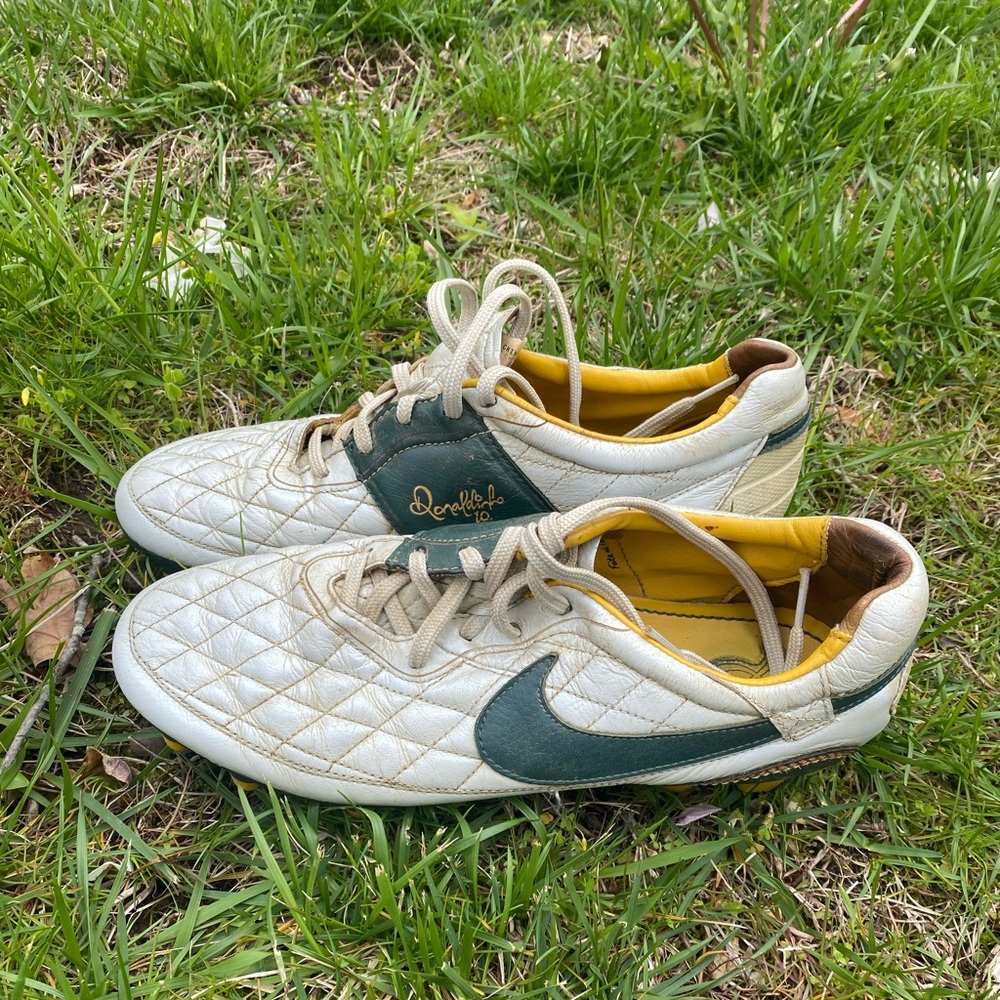 Nike ronaldinho